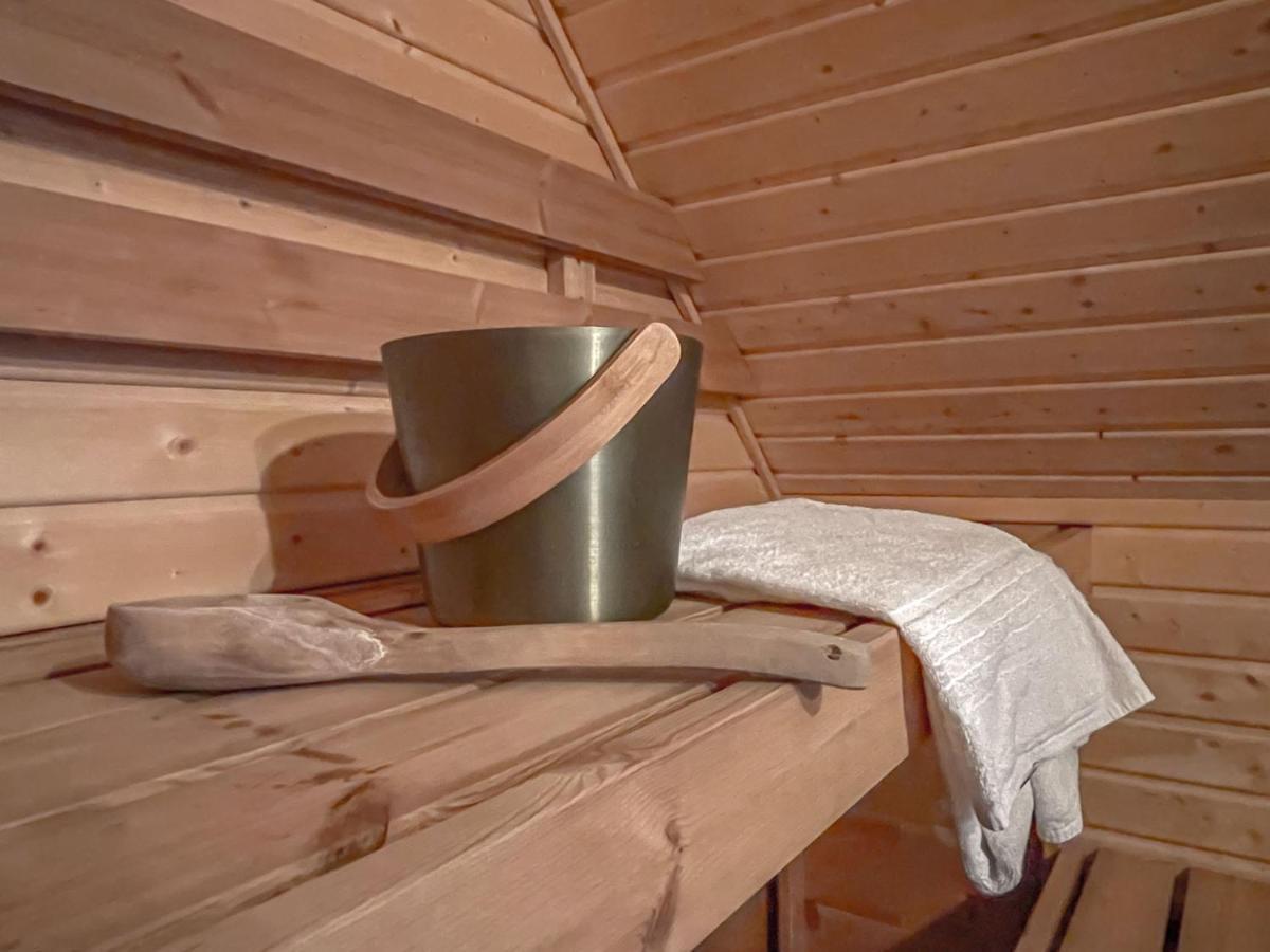 Traumhaff Kustenchalets: Lärchenwoodchalets mit Kamin und Sauna an der Ostsee Vogelsang-Warsin Exterior photo