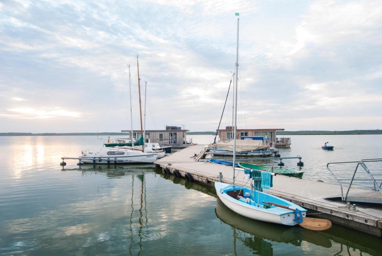 Traumhaff Kustenchalets: Lärchenwoodchalets mit Kamin und Sauna an der Ostsee Vogelsang-Warsin Exterior photo